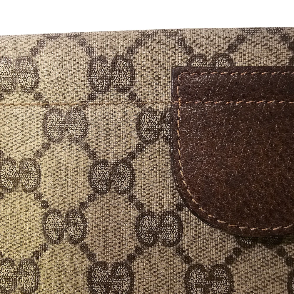 VINTAGE GUCCI CLUTCH - Picture 11 of 14